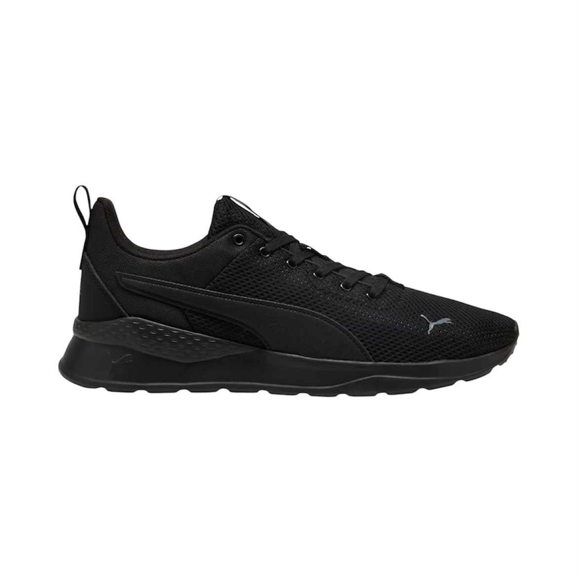 372009 10 – Ioannou Shoes