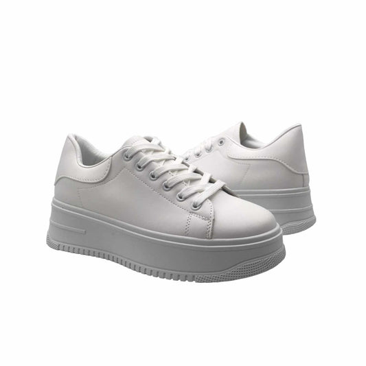 LY561