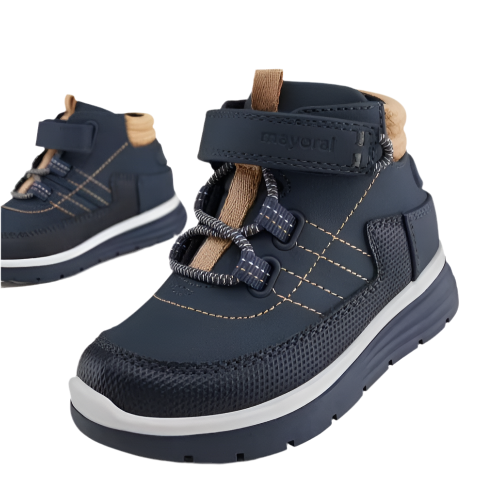 BOYS BOOTS 42.510